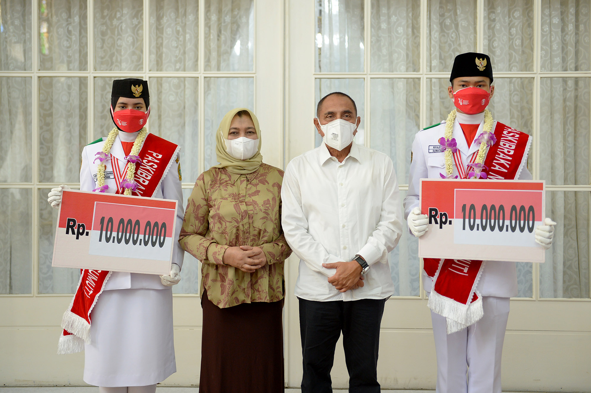 Gubsu Edy Rahmayadi Beri Uang Saku Rp 10 Juta, padaArdhelia  dan Rifaldy