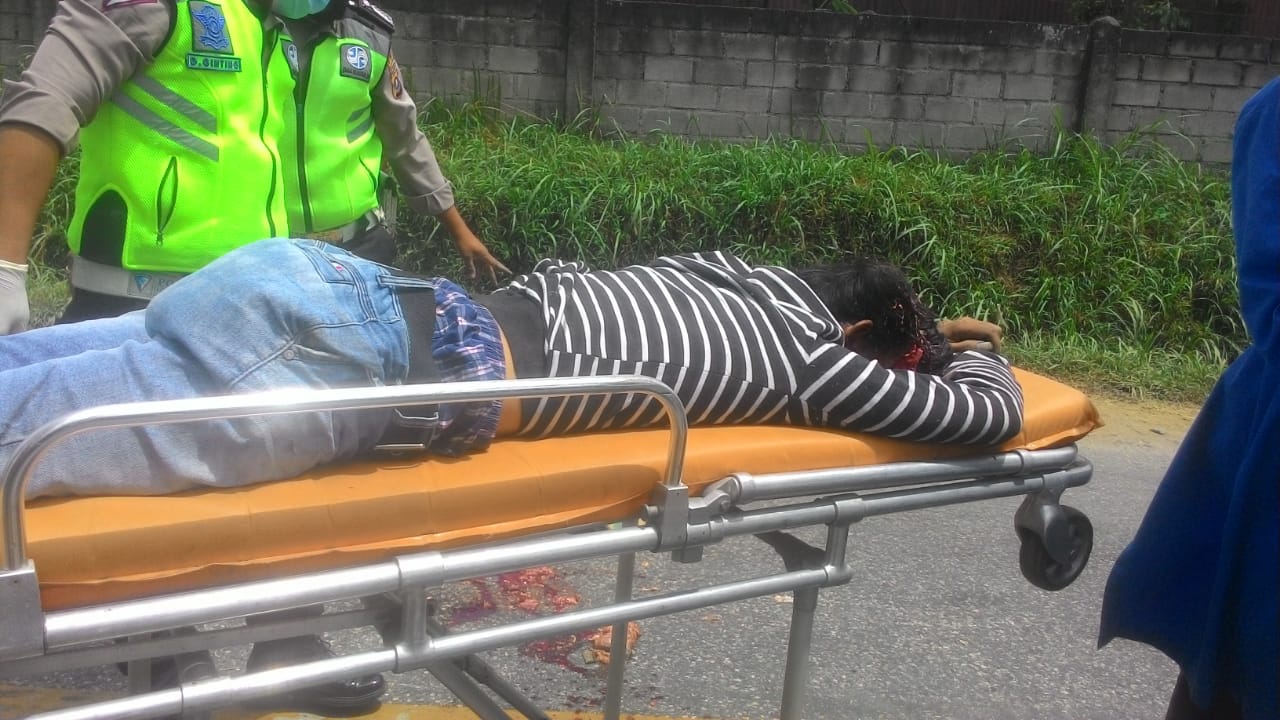 Yamah Vs Honda Laga Kambing Dijalan Lintas Tigapanah, Seorang Pengendara Tewas Ditempat