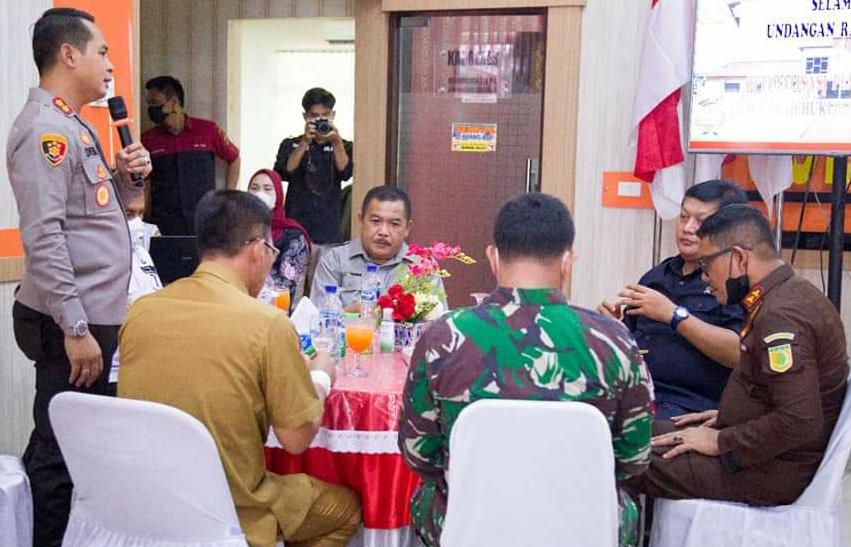 Forkopimda Labuhanbatu Raya Kembali Gelar Rakor Penangan Covid-19 di Mako Polres