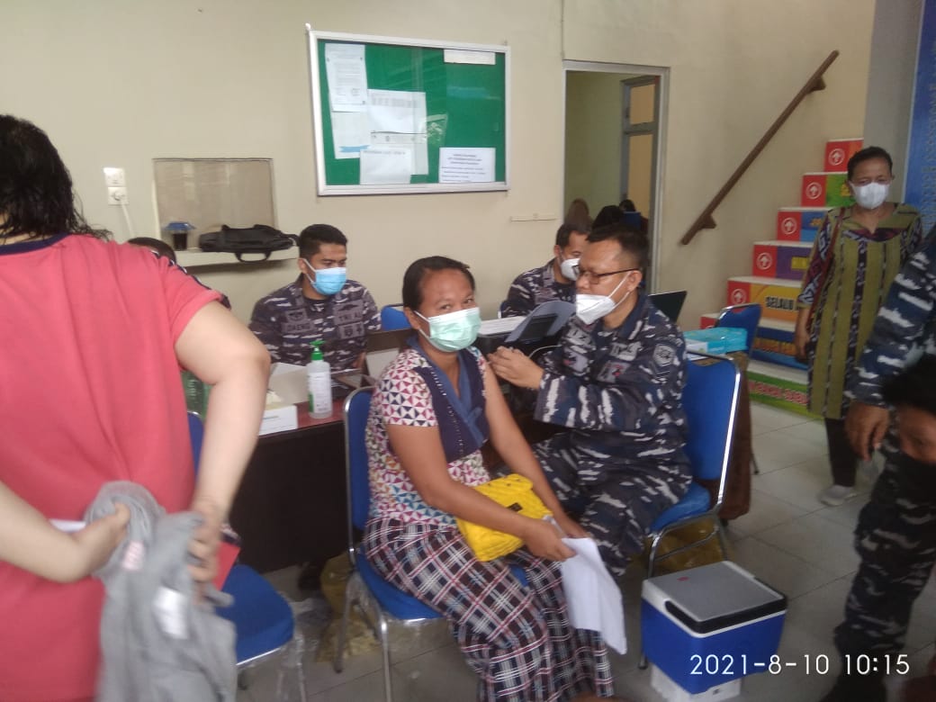 Lantamal I Belawan gelar suntik Vaksin ke II di Pantai labu