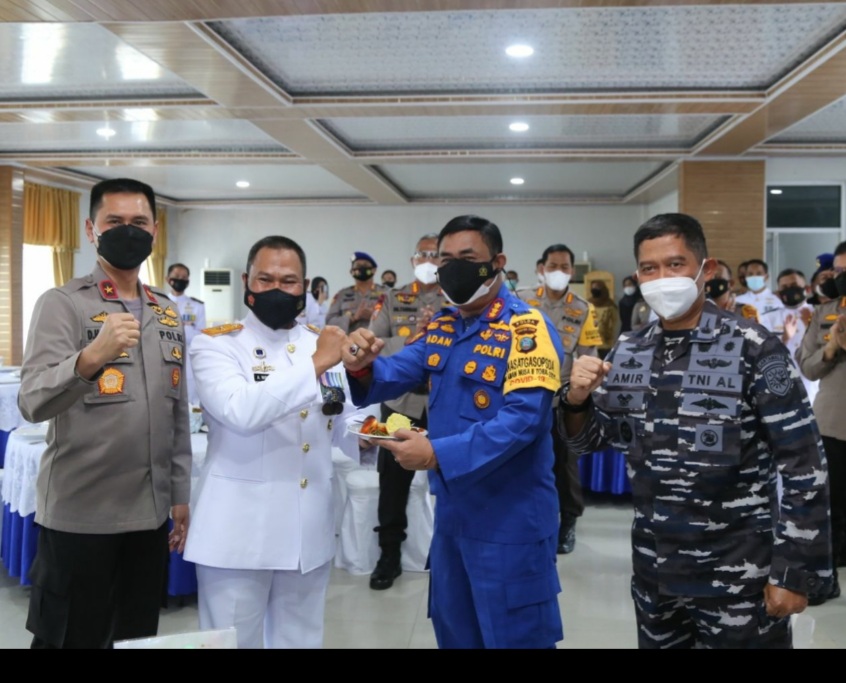 Suprise HUT TNI AL ke 76 Tahun, Ini Kata Wakapoldasu Brigjen Pol Dadang