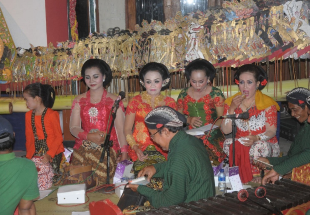 SINDEN BINAAN ISTRI AMANGKURAT