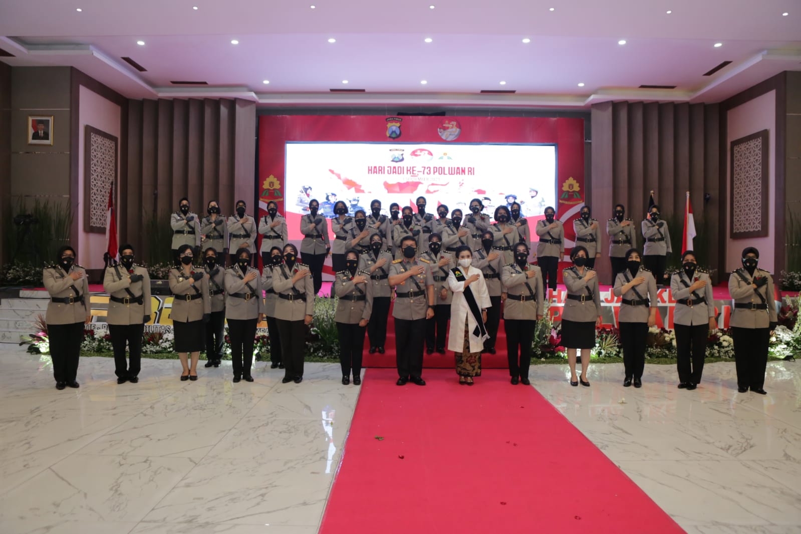 Kapolda Jatim Ikuti HUT Polwan ke-73 Secara Vertual, Ini Kata Irjen Pol Nico Afinta