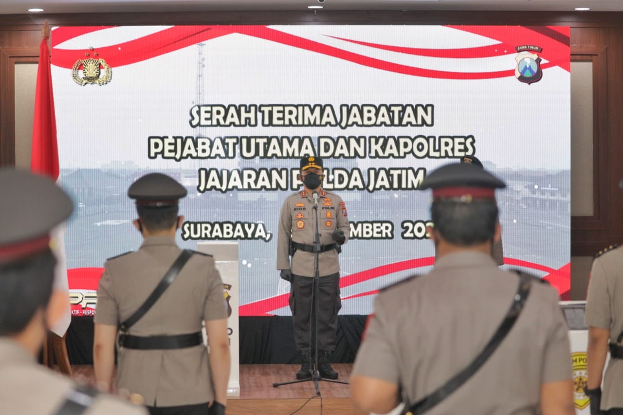 Kapolda Lantik Pejabat Baru Jajaran Polda Jatim, ini Kata Irjen Nico Afinta
