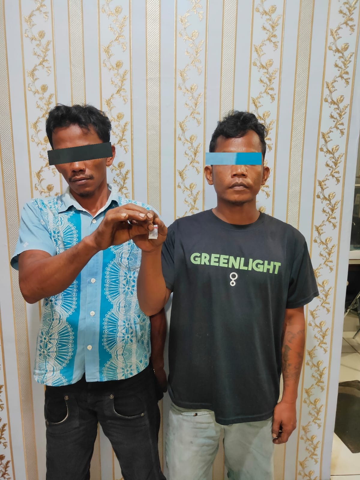 Nekat transaksi sabu, Dua Pria Gol Lah