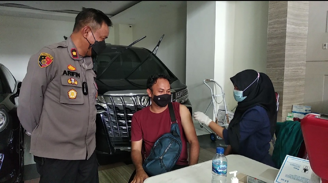 Luar Biasa, Polsek Medan Timur Gelar Vaksinasi Covid-19 Dosis II di Dua Lokasi