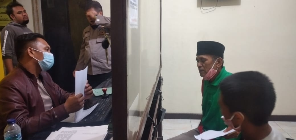 Tidak Terima Anaknya di Aniaya, Bapak ini Langsung Laporkan Pelaku  Ke SPKT Polres P.Sidimpuan