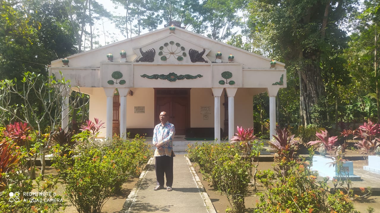 PASAREYAN LUHUR ARUMBINANG KUTOWINANGUN KEBUMEN