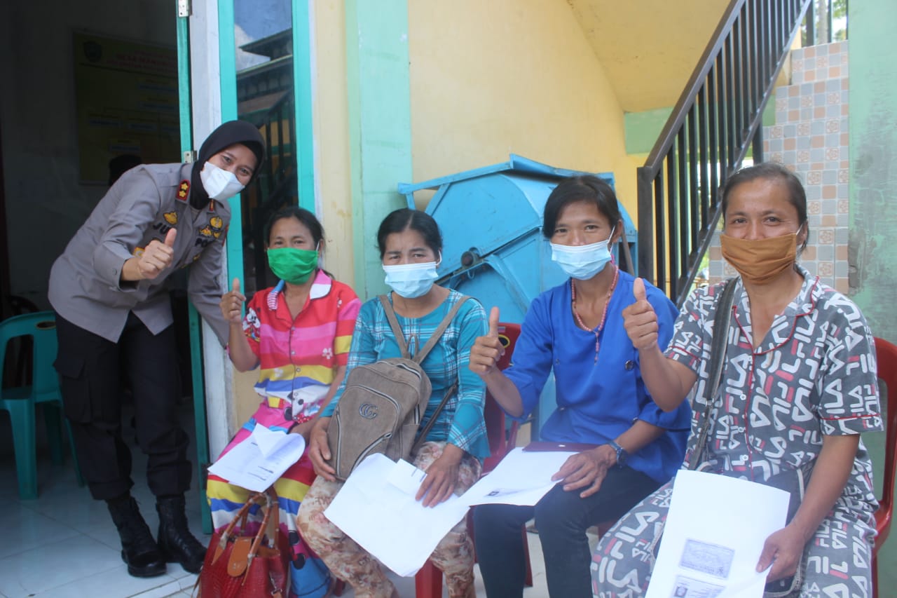 Vaksinasi Serentak AKABRI Angkatan 90 Se - Sumut, Polres P.Sidimpuan Laksanakan Dengan Sistim Door to door