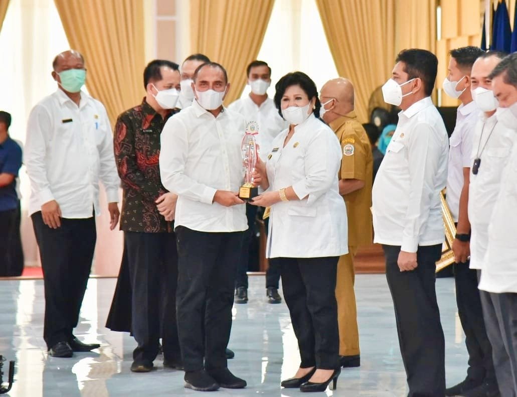 BUDIDAYA KENTANG BERTINGKAT RAIH JUARA II LOMBA INOVASI PERANGKAT DAERAH SUMATERA UTARA 2021