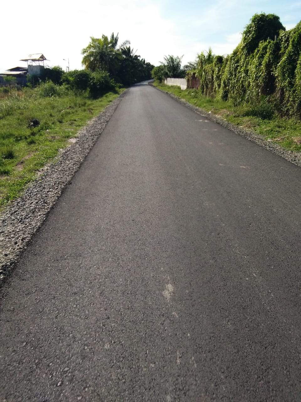 Jalan Menuju  Pantai Putra Deli Selesai Diaspal, Pengurus Ucapkan Terima Kasih Bupati DS Ashari Tambunan