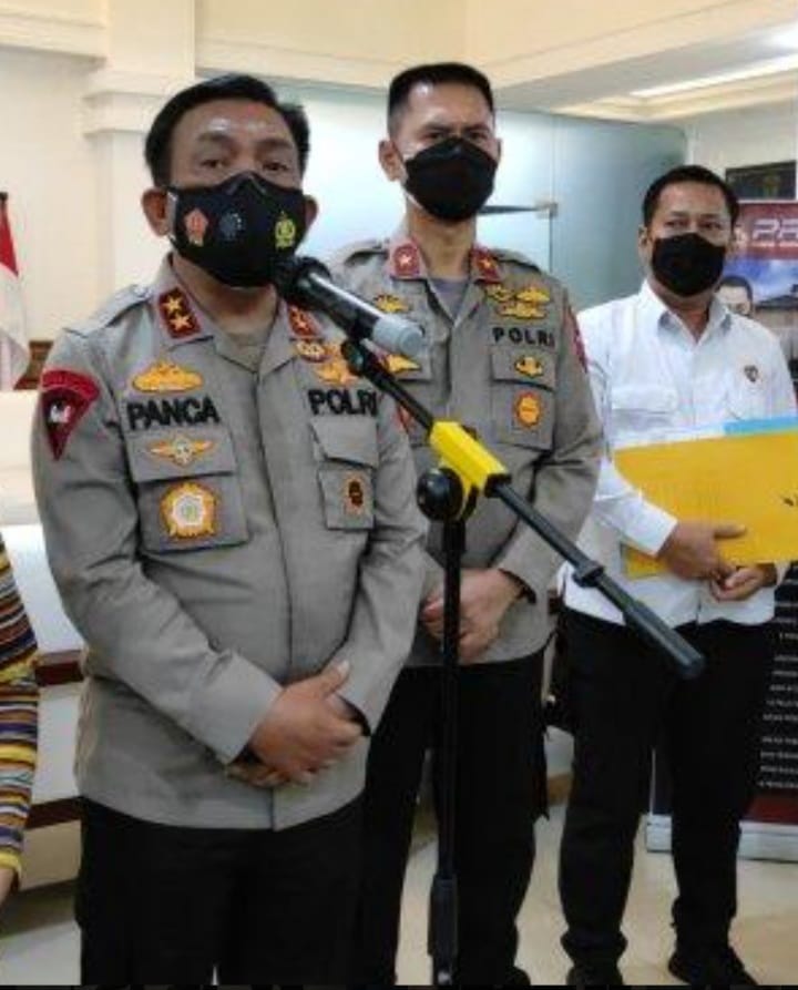 Lepas Rindu Sekaligus Cambuk