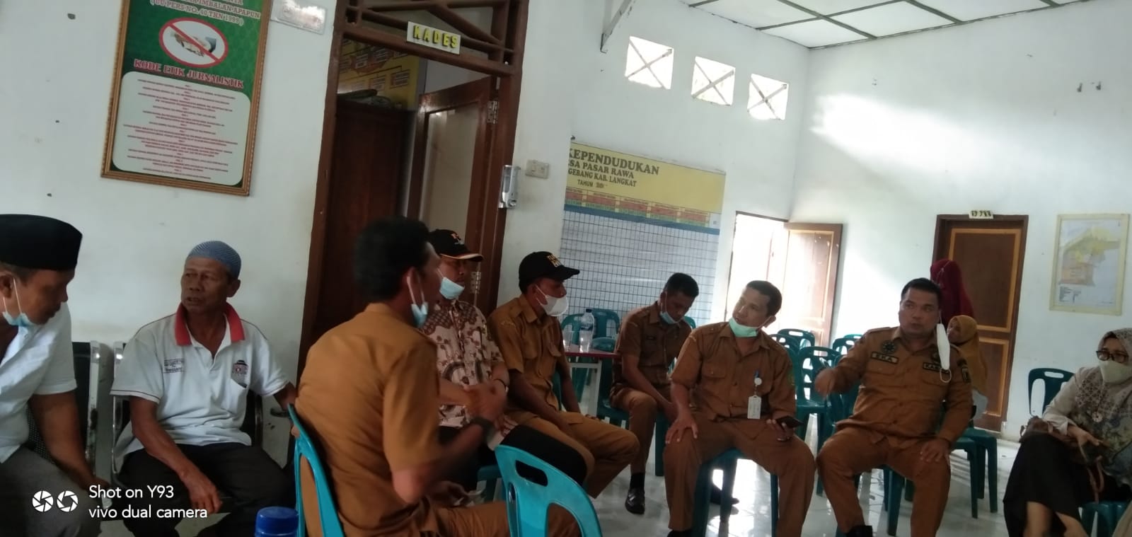 Tim Monitoring  Kabupaten Langkat Tinjau Pelaksanaan Vaksin Di Desa Pasar Rawa