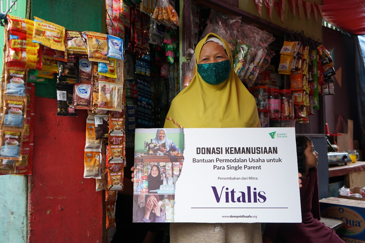 Gandeng Dompet Dhuafa, PT Unza Vitalis Salurkan Bantuan UMKM Melalui Program Keluarga Tangguh Single Parent