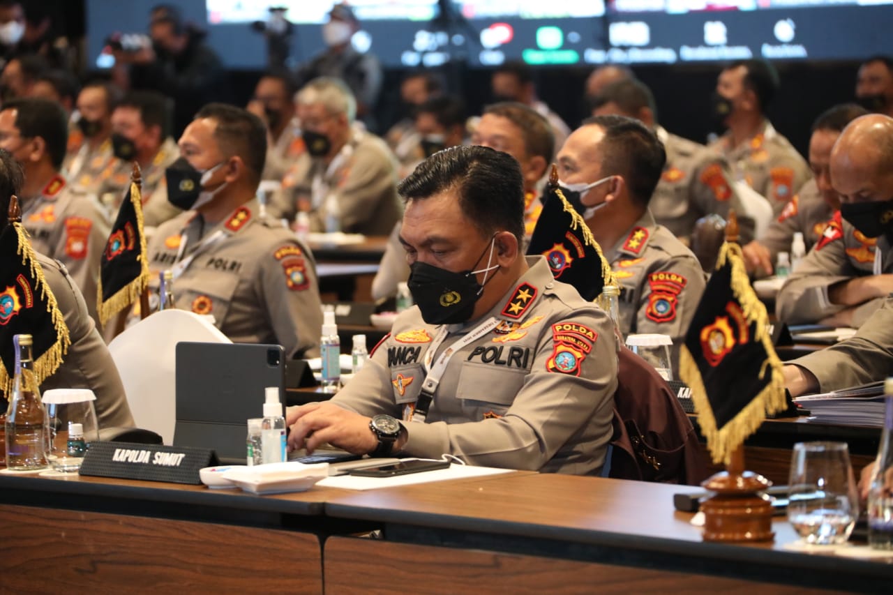 Kapolda Sumut Hadiri Apel Kasatwil Tahun 2021