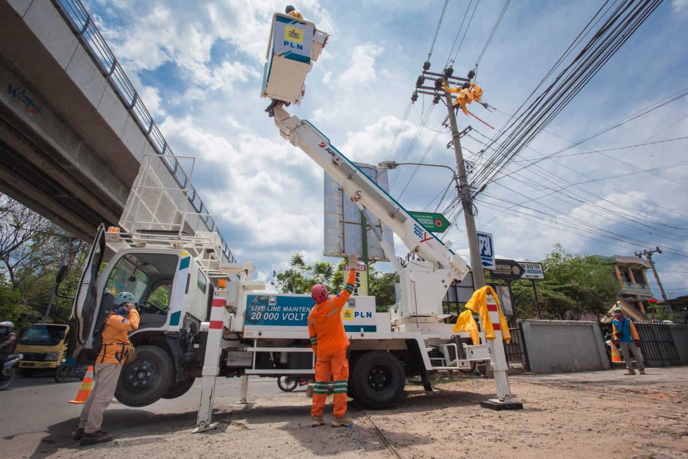 Amankan Listrik Natal dan Tahun Baru, PLN Siagakan 48.179 Petugas