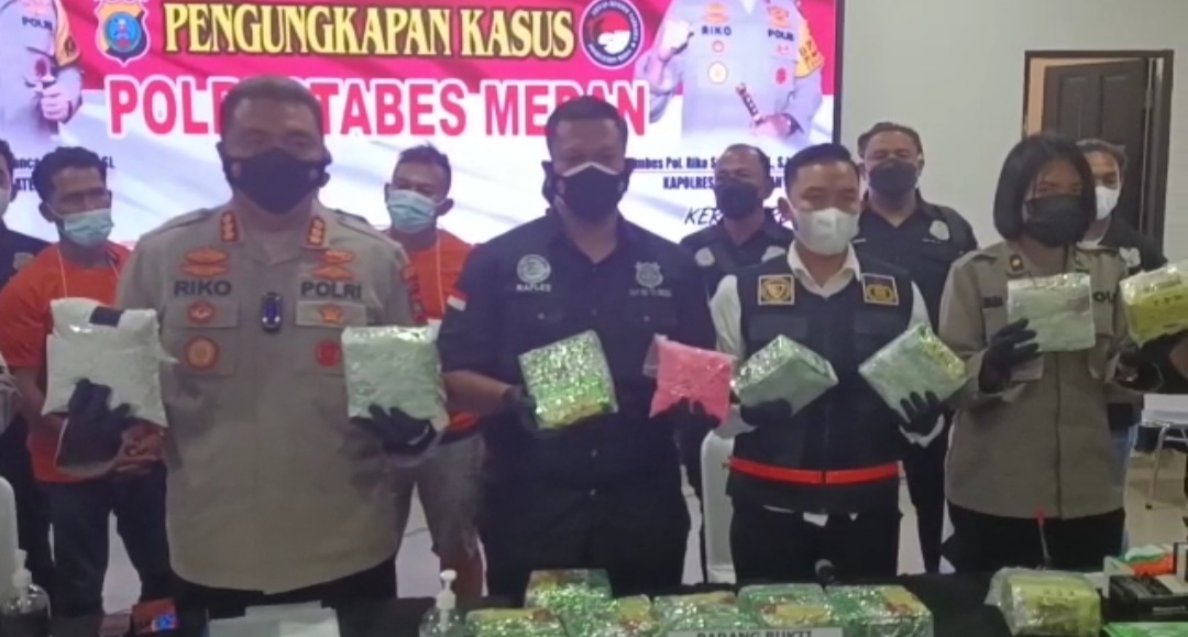 Polrestabes Medan Gagalkan 13 Kg Sabu dan 10.000 Butir Pil Ekstasi , Ini Kata Kombes Riko