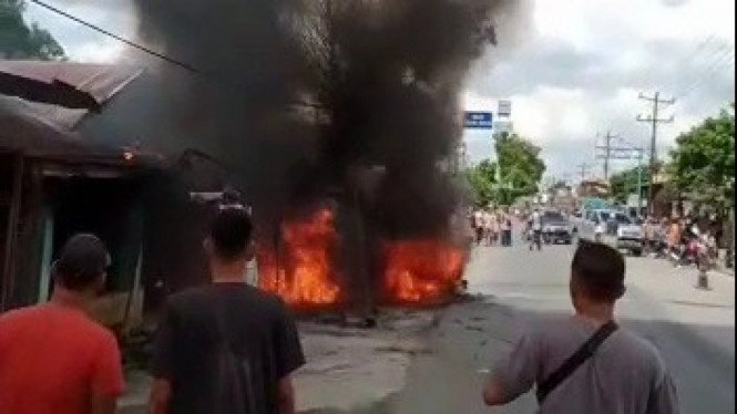 Sepeda Motor Bermuatan BBM Hangus Terbakar Di Kebun Lada Binjai