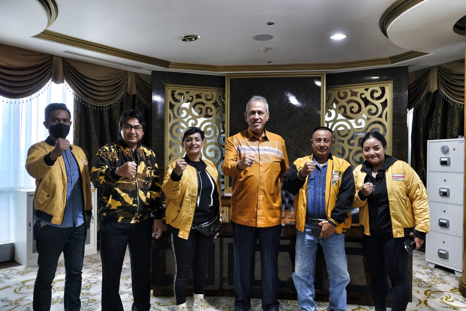 Artis Pop Rock Conny Dio Resmi Merapat ke Partai Hanura, Ini Kata Sekjen Kodrat Shah