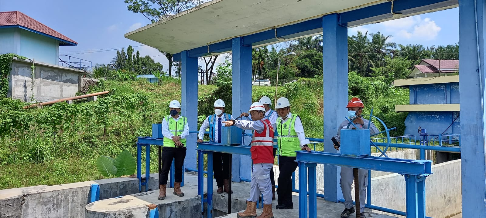 Direktur Air Minum Harun Al-Rasyid Meninjau Pembangunan SPAM Mebidang Dan Reservoir Offtake  Binjai-Medan