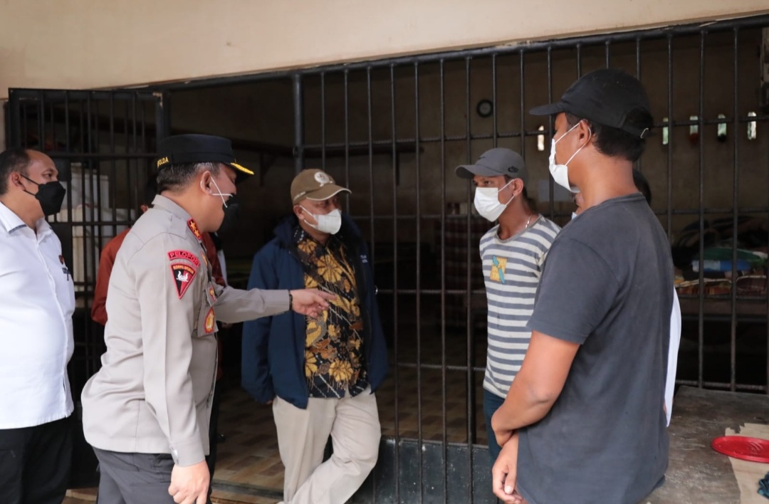 Kapolda sumut dan Komnas Ham tinjau kerangkeng di Rumah Bupati Langkat