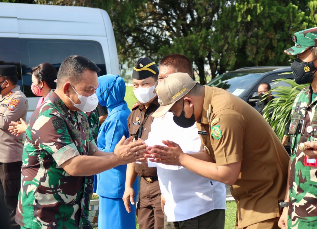 Wali Kota Medan Antar Kasad dan Ketua Persit KCK