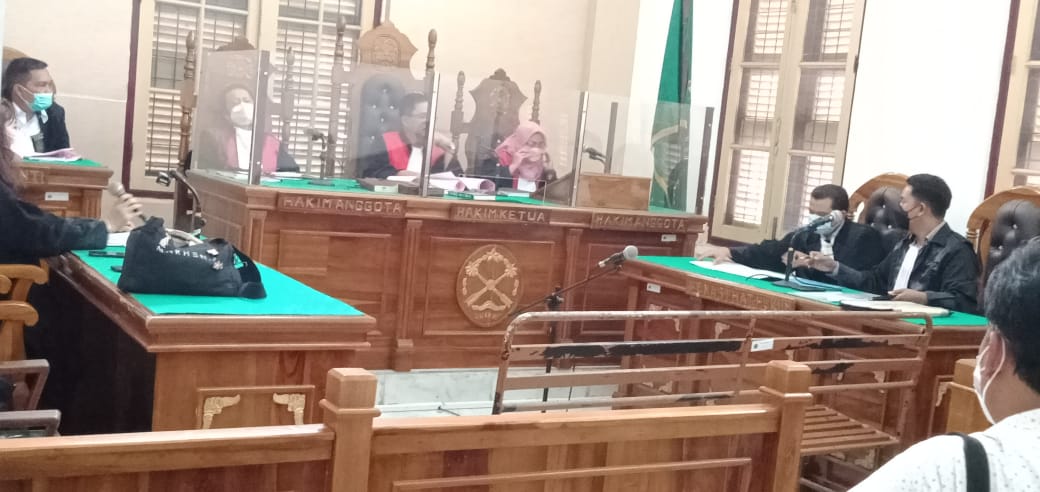 Dugaan korupsi Pemeliharaan Kendaraan Dinas, PNS Sekretariat DPRD Deli Serdang  Sidang Perdana