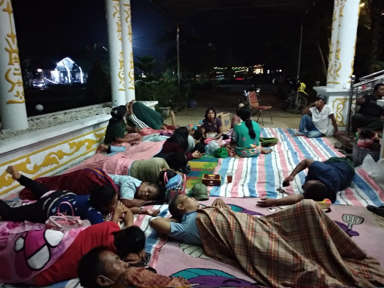 RDP DPRD Langkat Tak menemukan Kesepakatan  , Warga Kuta Gajah  Bertahan Hingga Malam DI Gedung DPRD