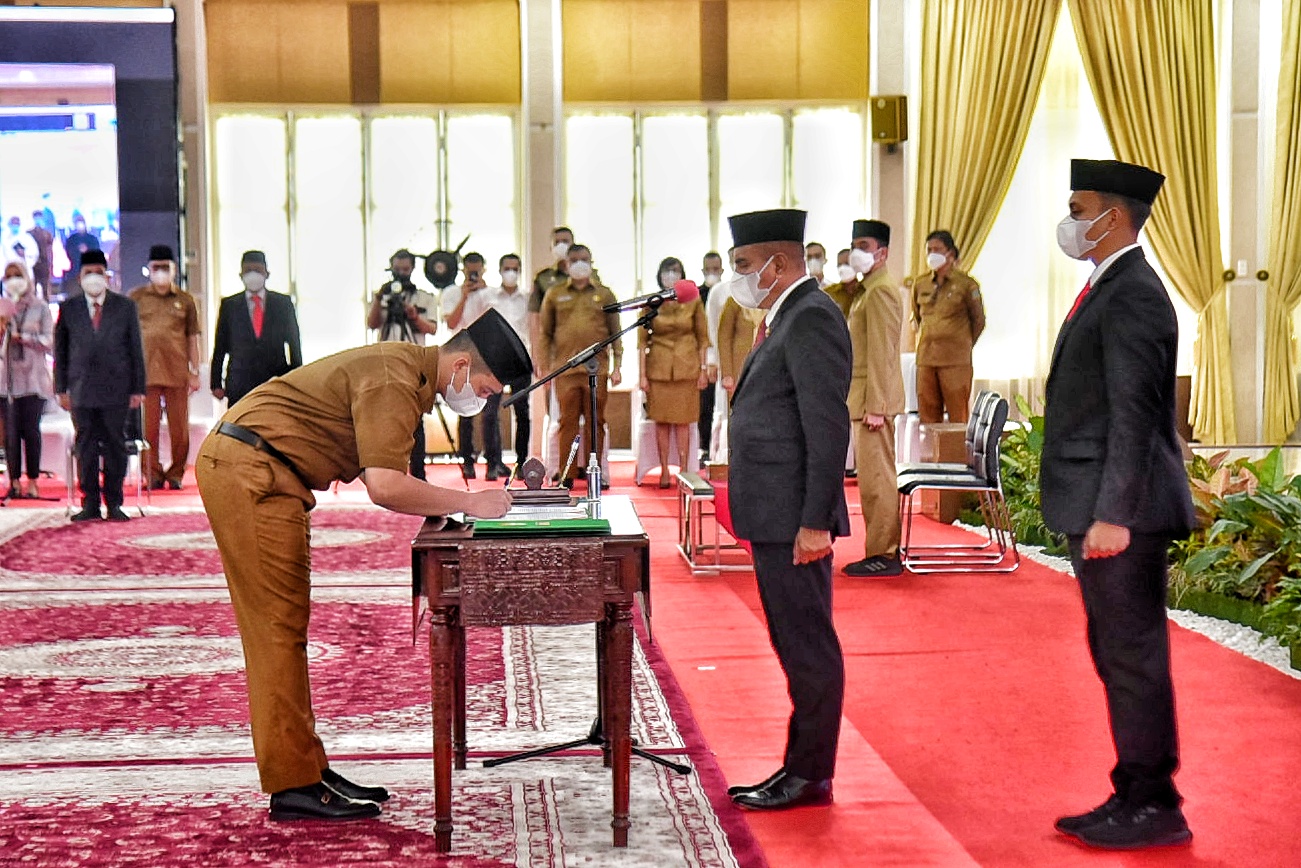 126 Pejabat Administrator dan Pengawas Dilantik,  Edy Rahmayadi Ingatkan ASN  Tidak Terlibat Politik Praktis