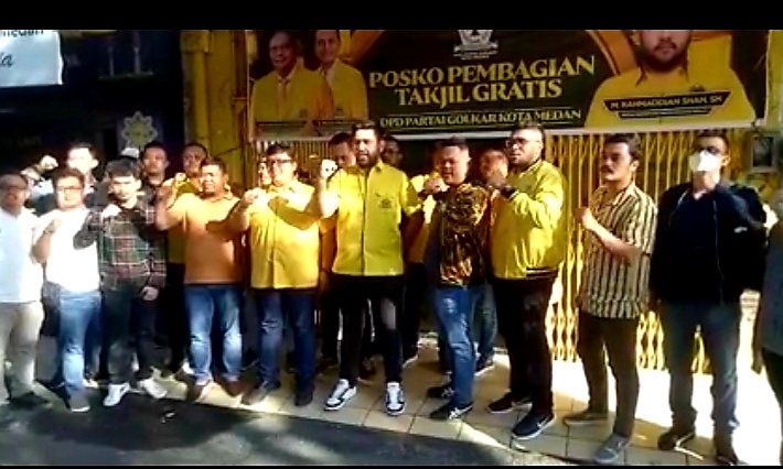 DPD Partai Golkar Berbagi Takjil, Ini Kata Rahmaddian Shah