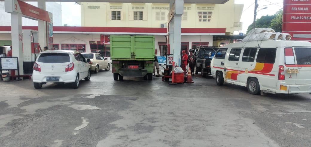 Oknum Polisi Menyesalkan Perkataan Pihak SPBU,