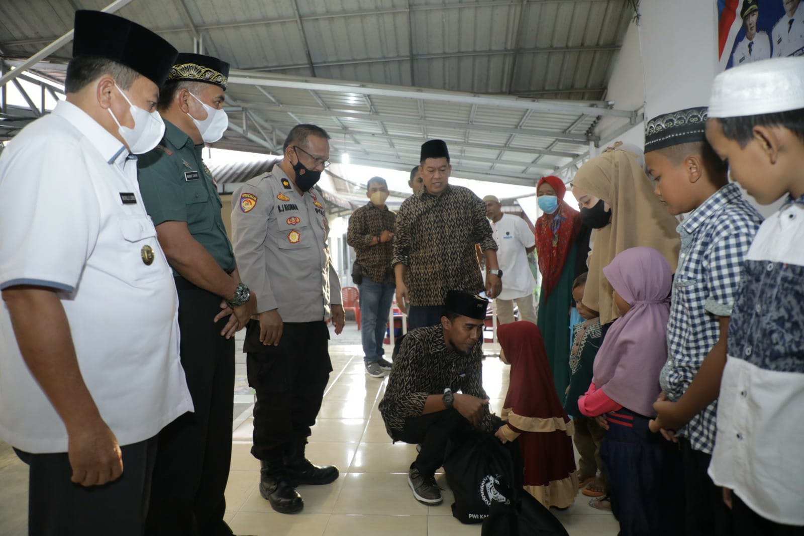 PWI Kabupaten Asahan Gelar Bakti Sosial