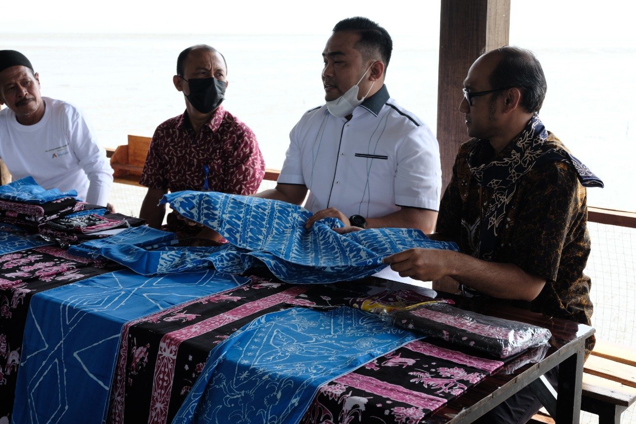 Inalum Latih 20 Perempuan 3 Desa Batubara Membatik Mangrove