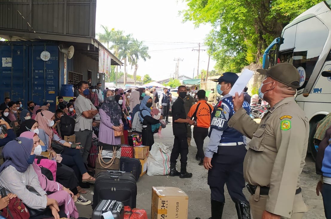 Pengamanan Mudik Lebaran, Tim Patroli Bersama Pemko Medan pastikan masyarakat Terapkan Prokes
