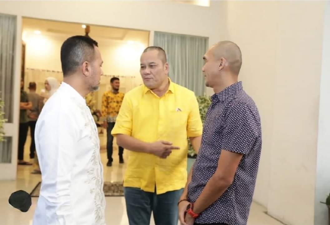 Eks Kiper Timnas Gabung Ke Partai Golkar