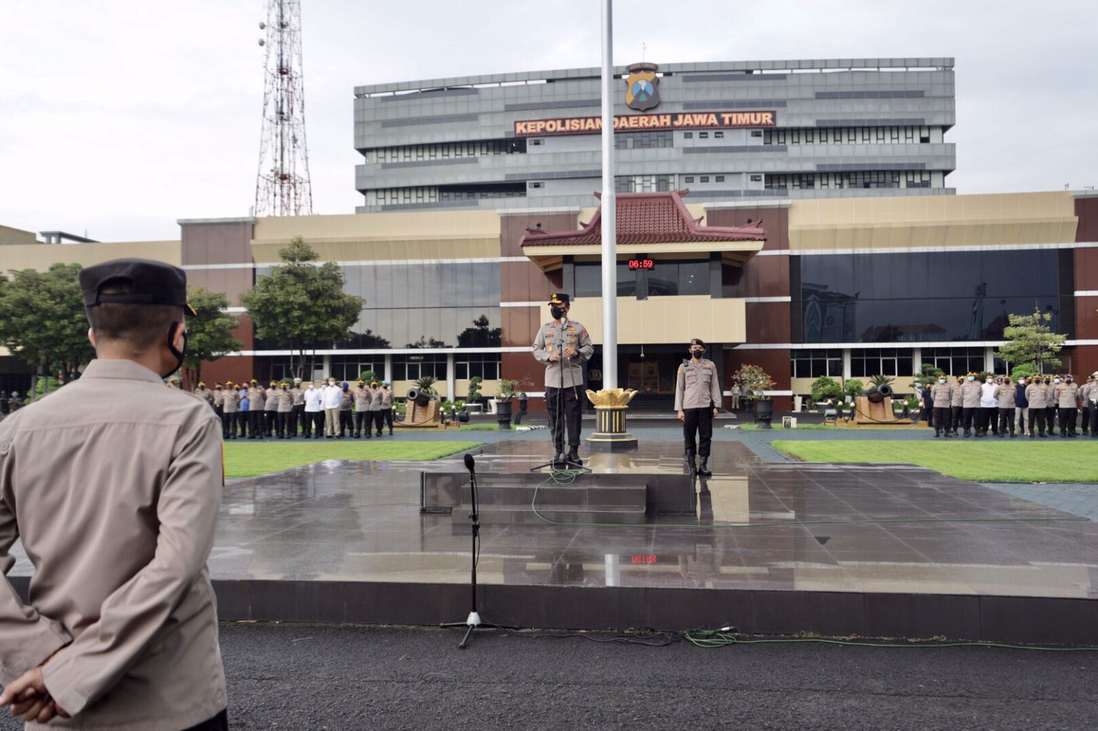 Kapolda Jatim Ucapkan Terima Kasih Kepada Personel Ops Ketupat Semeru 2022  Berjalan Aman, Lancar dan Terkendali