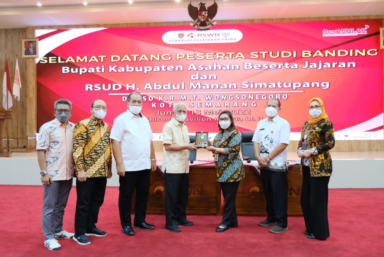 Peningkatan pelayanan RSUD HAMS  Lakukan Study Banding ke RSUD KRMT Wongsonegoro Semarang
