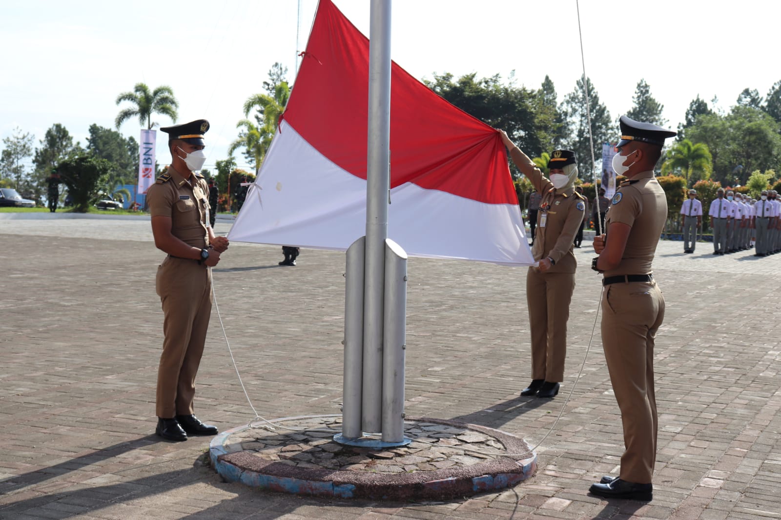 PERINGATI HARI KEBANGKITAN NASIONAL KE 114, PEMKAB TOBA GELAR UPACARA