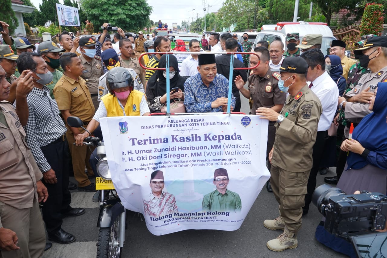 Haruu, Masyarakat, Pemuka Agama Dan Pelajar Lepas Wako Umar Zunaidi - Wawako Oki Doni