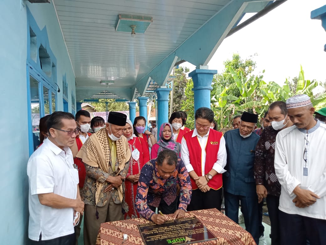 Bupati Sergai Hadiri Peresmian Fasilitas Air Bersih dan Bakti Sosial Kesehatan Gratis Yang Diselenggarakan Yayasan Hope Medan