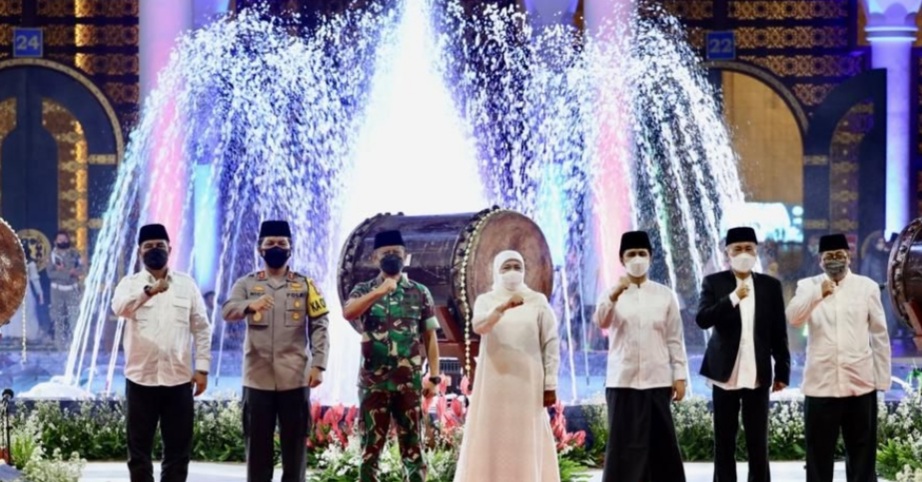 Forkopimda Jatim Ikuti Parade Bedug di Masjid Nasional Al-Akbar Surabaya