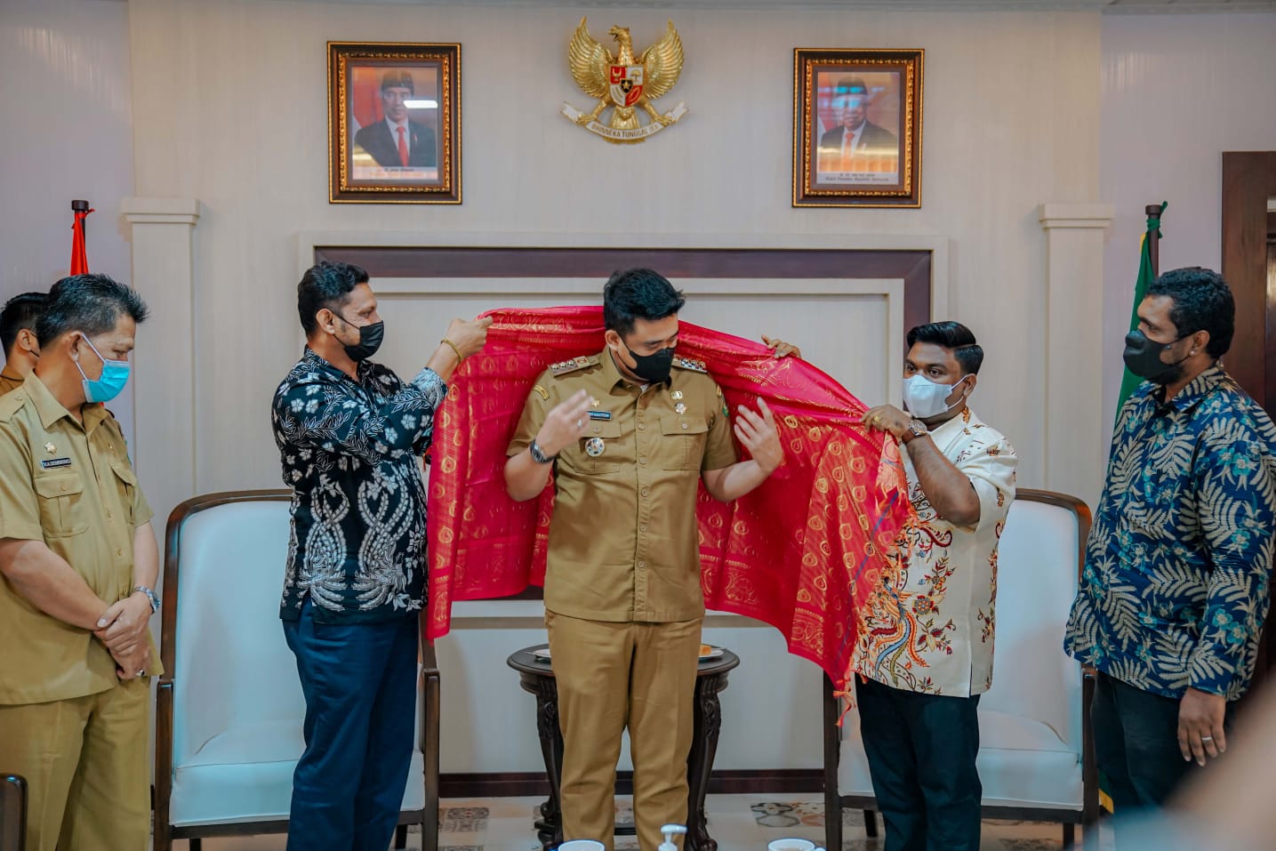 Bobby Nasution Dukung PHDI Bangun Kembali Gapura Pasar Hindu