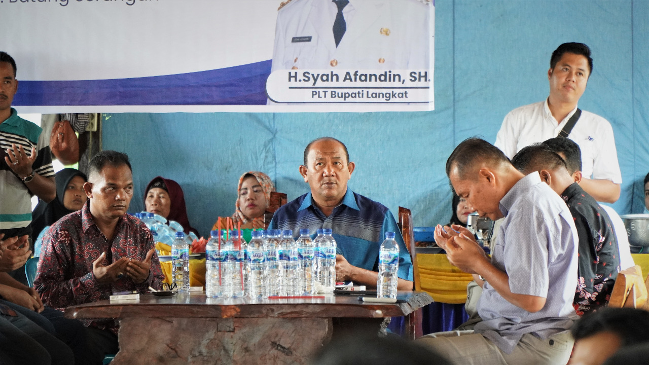 Warga Antusias Resmikan 