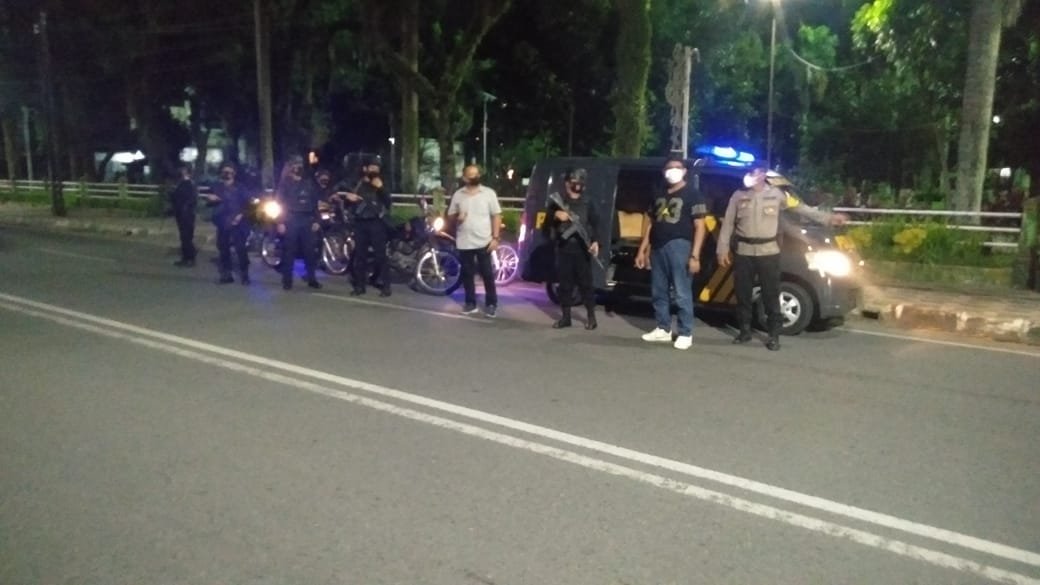 Polsek Medan Baru bersama BKO Brimob Polda Sumut Gelar Patroli Gabungan Minimalisir 3C