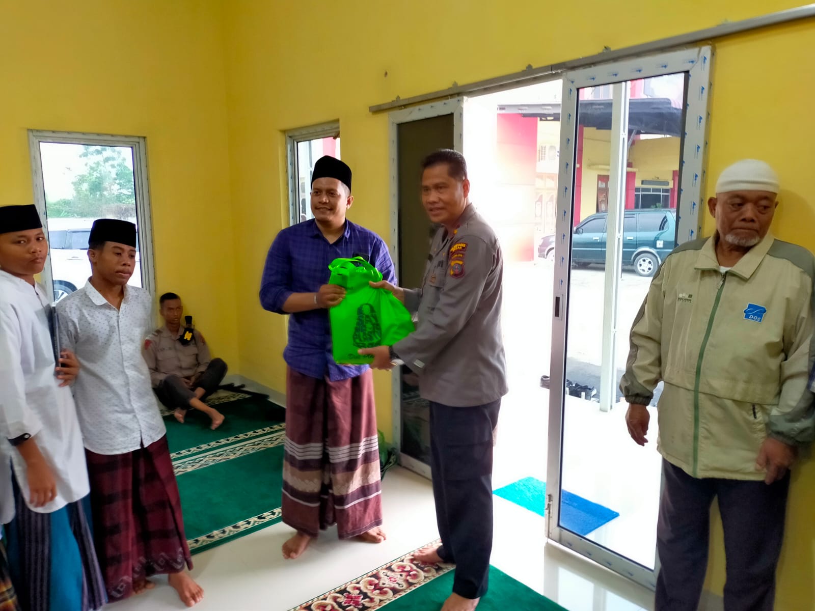 Kapolsek Patumbak Gelar Pembinaan Rohani Agama Islam di Musollah Faidhur Rahman