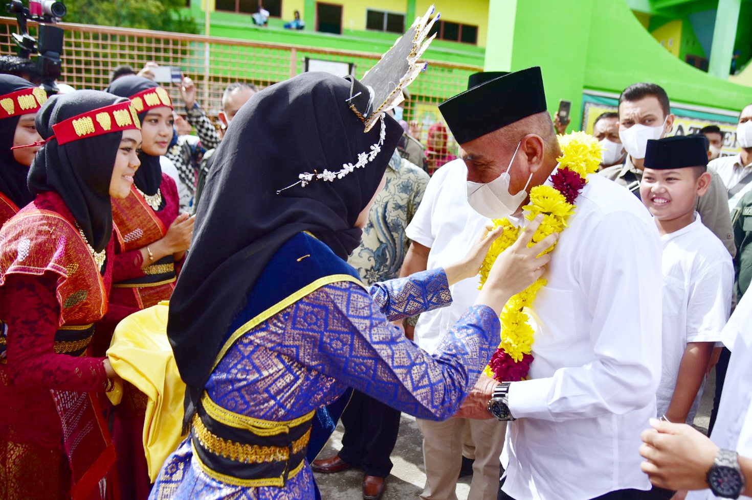 Gubernur Edy Rahmayadi Motivasi Para Siswa Yayasan Perguruan Al- Hikmah Marelan