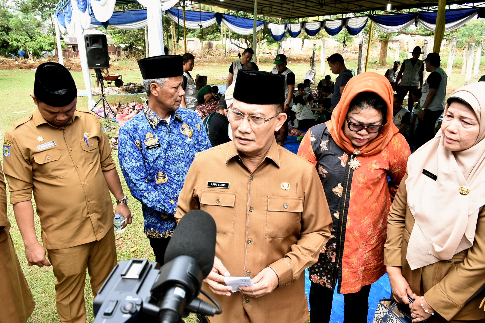 ASN Pemprov Sumut Sembelih 144 Ekor Sapi Kurban,  Sekdaprov Afifi Lubis: Saling Berbagi kepada Masyarakat