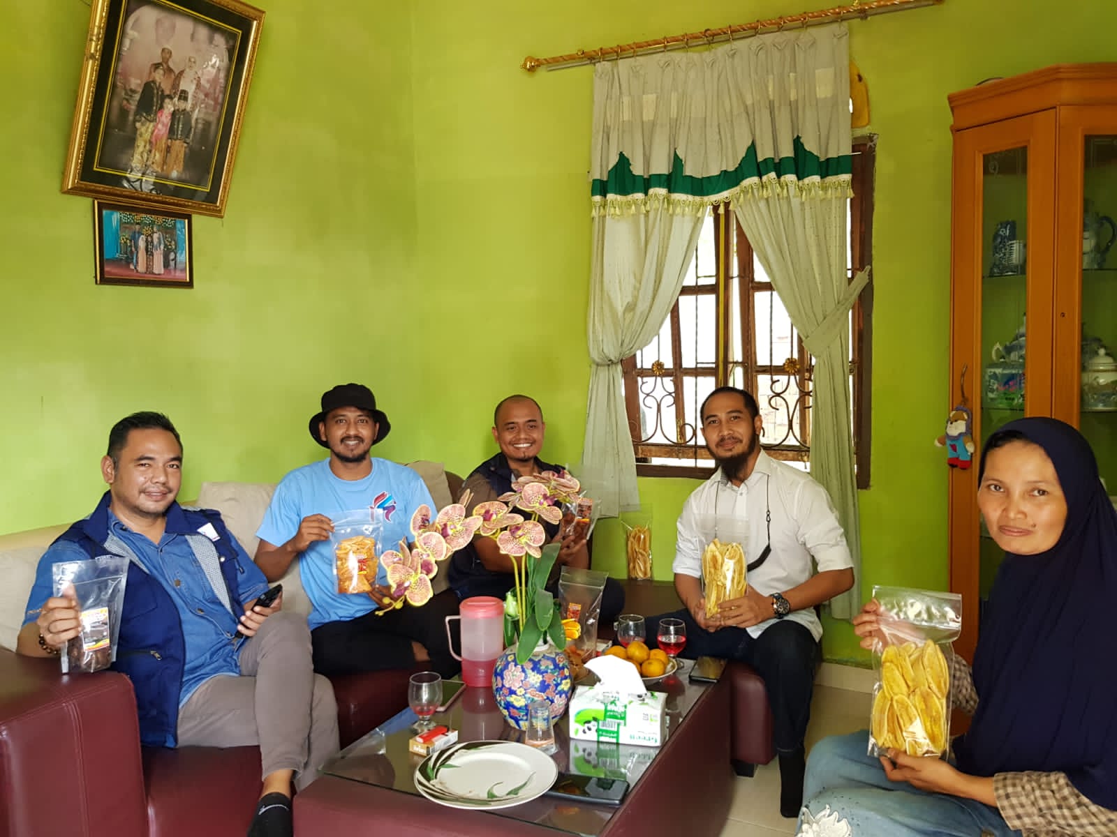 Rumah Sandiuno Indonesia  Memberikan Bantuan Continuous Band Sealer 