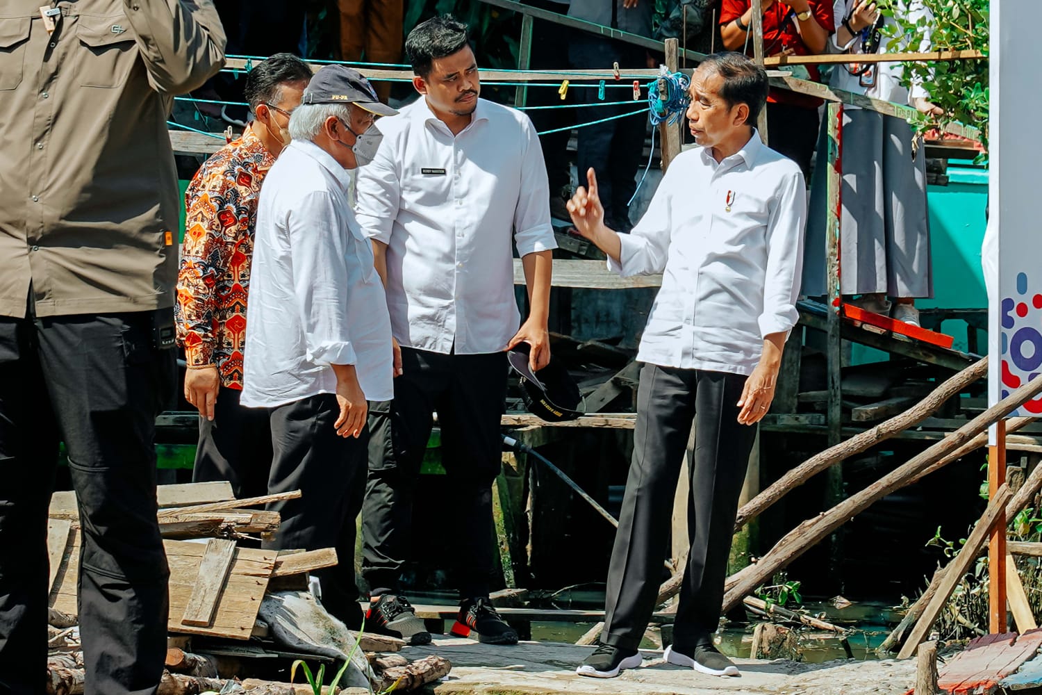 Tinjau Bedah Rumah Di Kelurahan Bagan Deli, Presiden: Penataan Rumah Layak Huni Sudah Mulai Dilakukan Pemko Medan