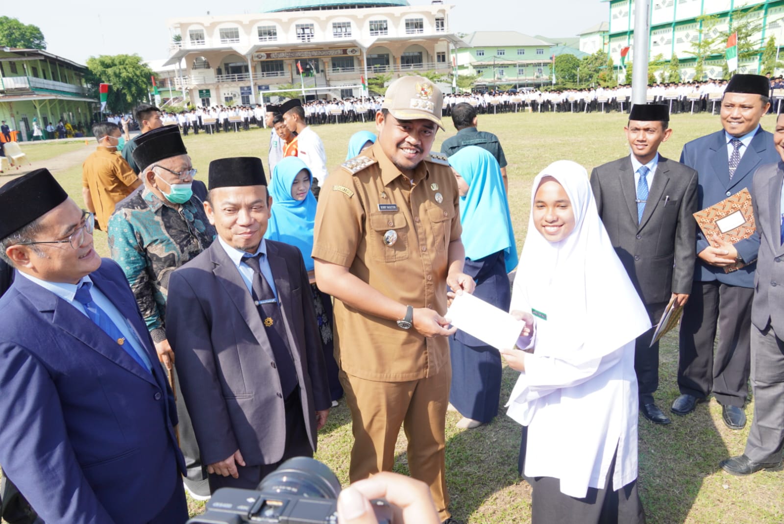 Bobby Nasution Harapkan Dukungan Santri & Santriwati
